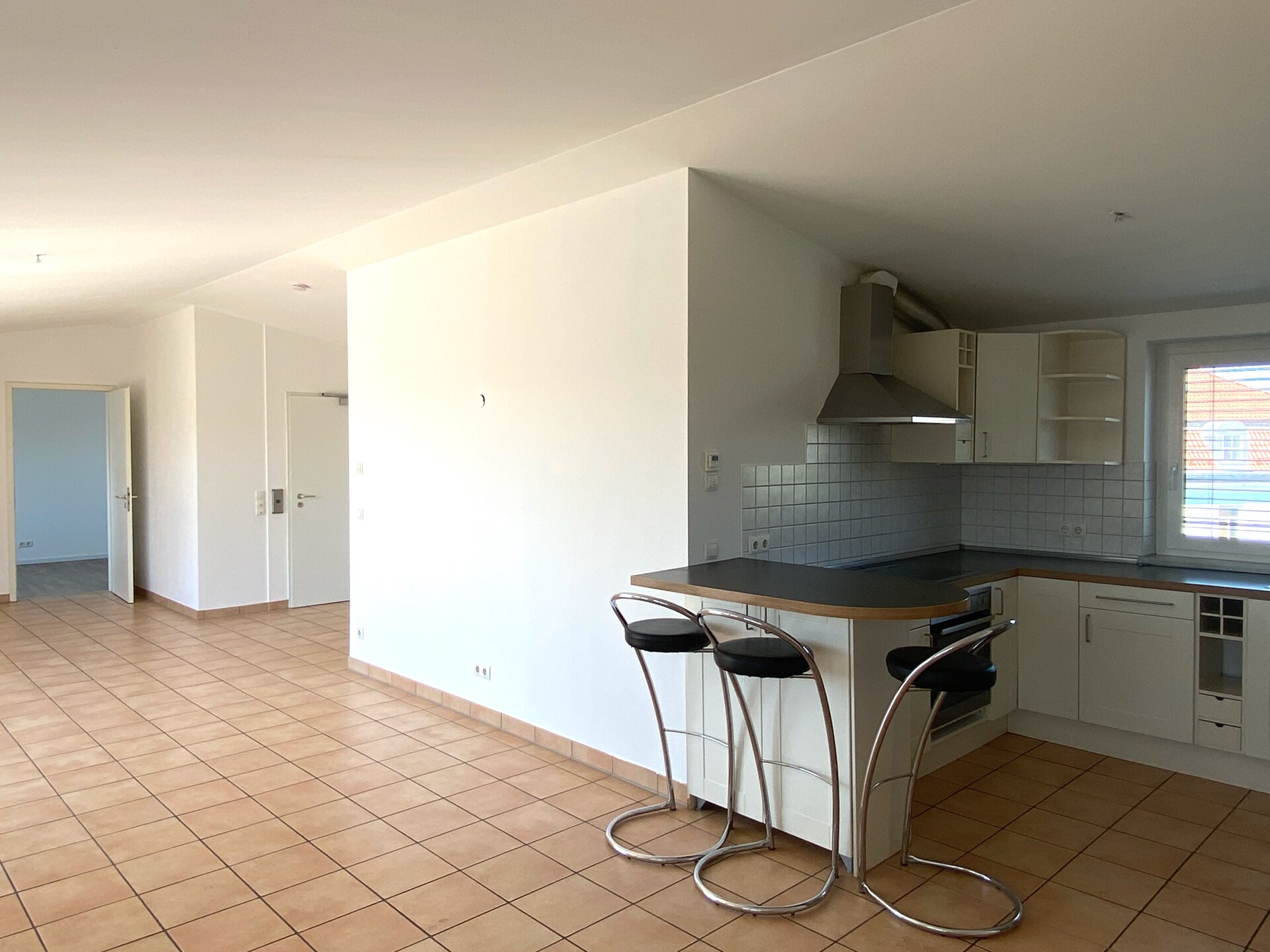 Neuwertige Dachwohnung mit Dachterrasse beim Pasinger Bahnhofsplatz – München / Pasing-Obermenzing – Vorschaubild 10