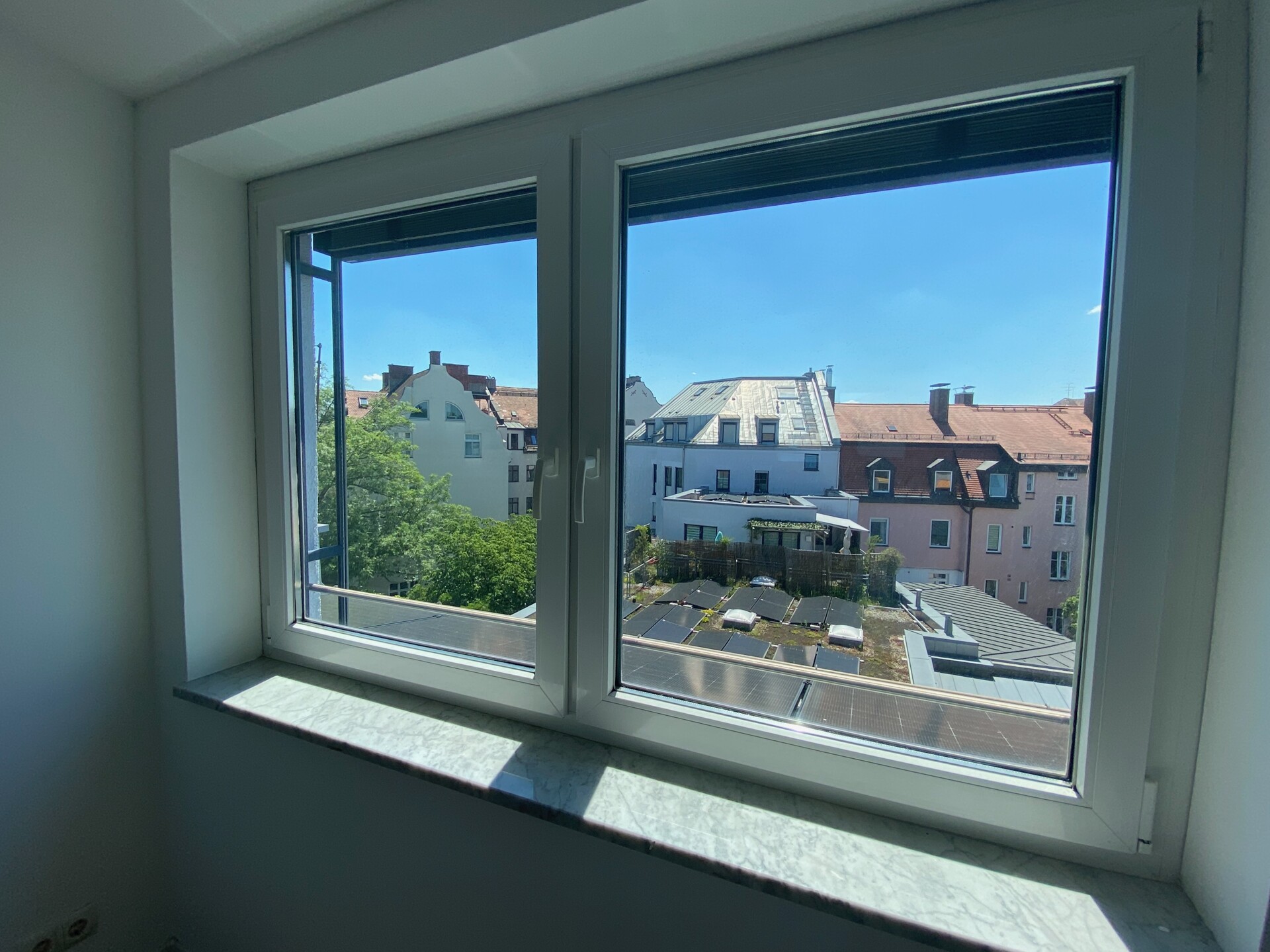 Neuwertige Dachwohnung mit Dachterrasse beim Pasinger Bahnhofsplatz – München / Pasing-Obermenzing – Vorschaubild 12