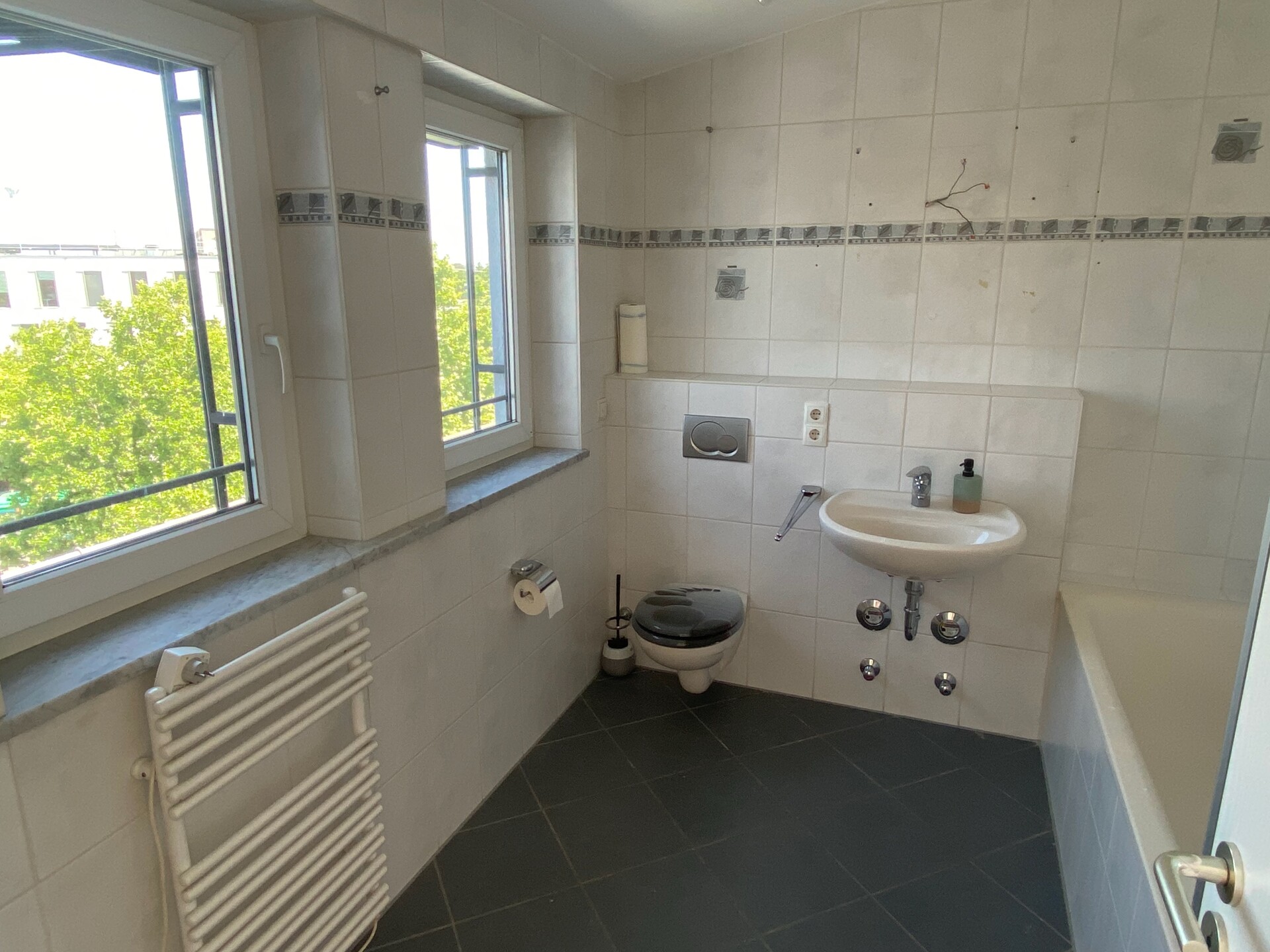 Neuwertige Dachwohnung mit Dachterrasse beim Pasinger Bahnhofsplatz – München / Pasing-Obermenzing – Vorschaubild 13