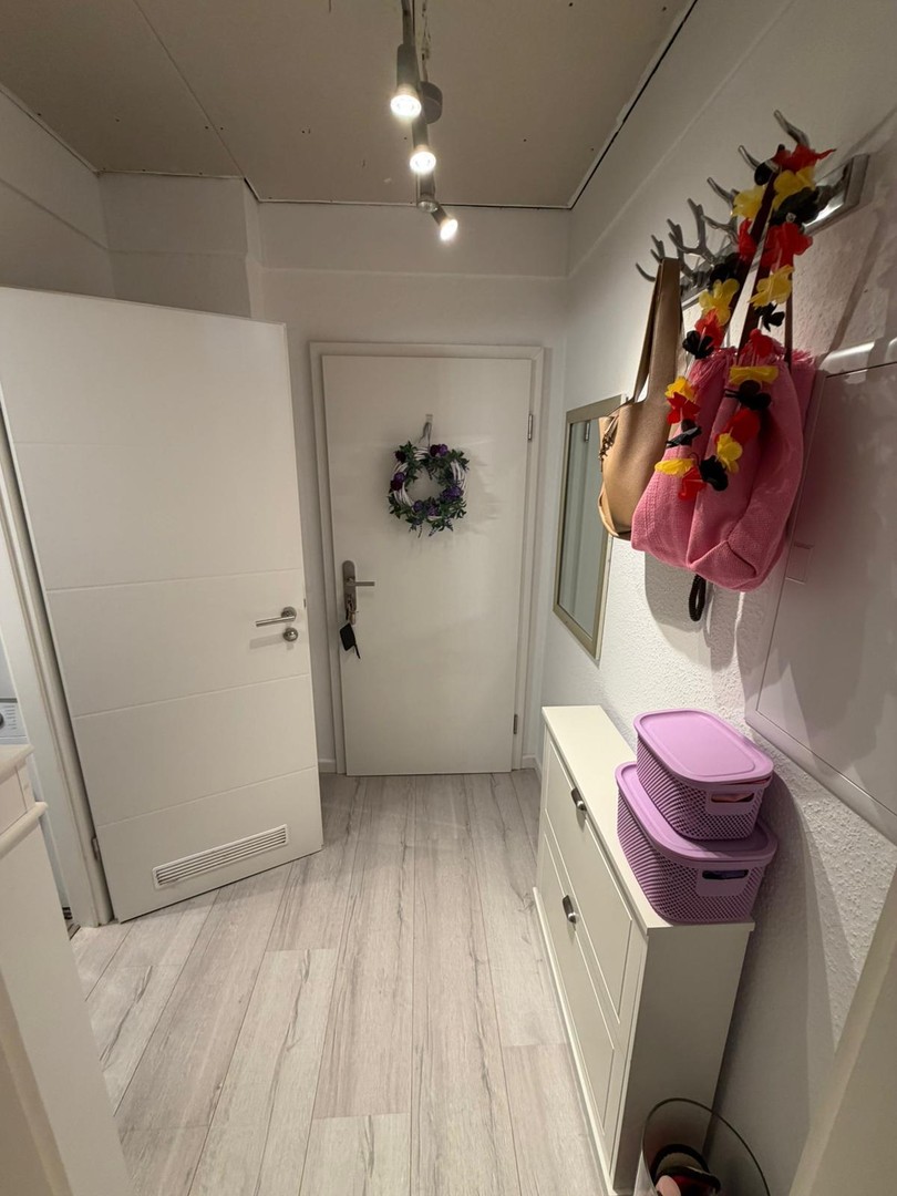 Renovierte Altbauwohnung, 2 Zi KüDB, Röhrenstraße in Düsseldorf – Düsseldorf – Vorschaubild 19