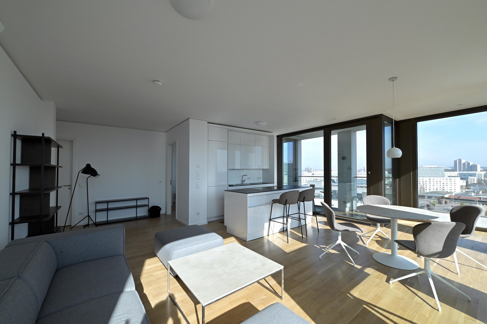 Grandaire Berlin, komplett eingerichtet mit Designermöbeln von Boconcept – Berlin Mitte – Vorschaubild 15