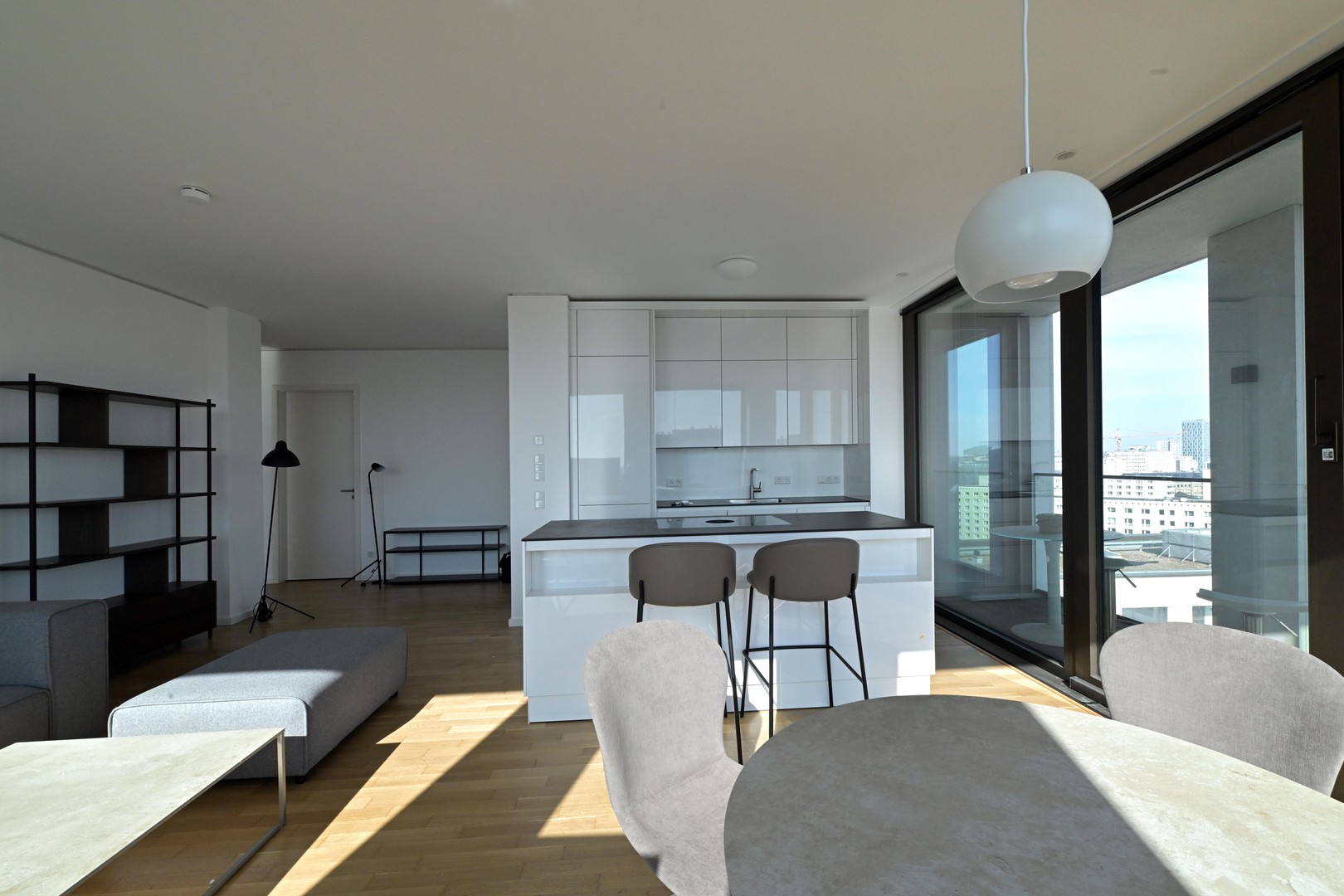 Grandaire Berlin, komplett eingerichtet mit Designermöbeln von Boconcept – Berlin Mitte – Vorschaubild 17