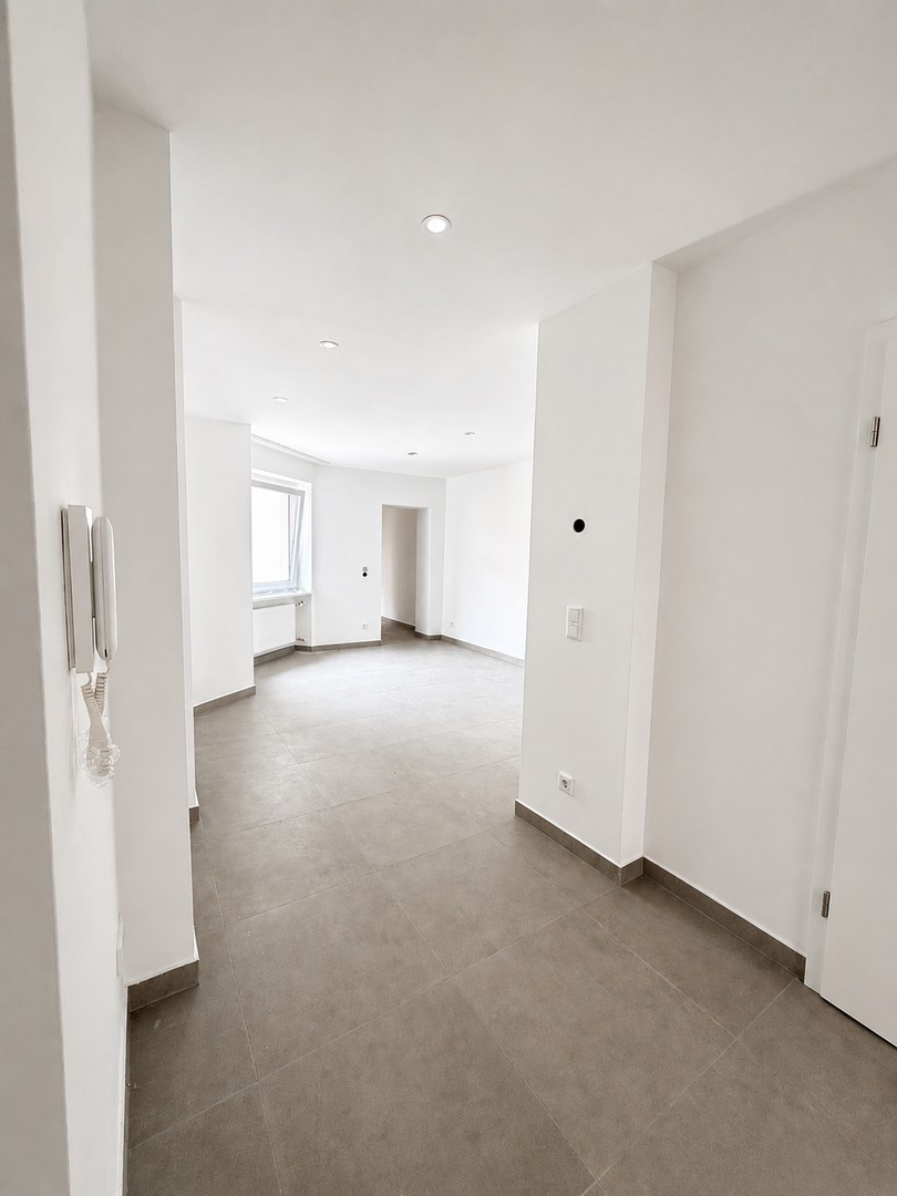 Frisch sanierte 3 Zimmer-Wohnung in Köln – Köln – Bild 1 von 5
