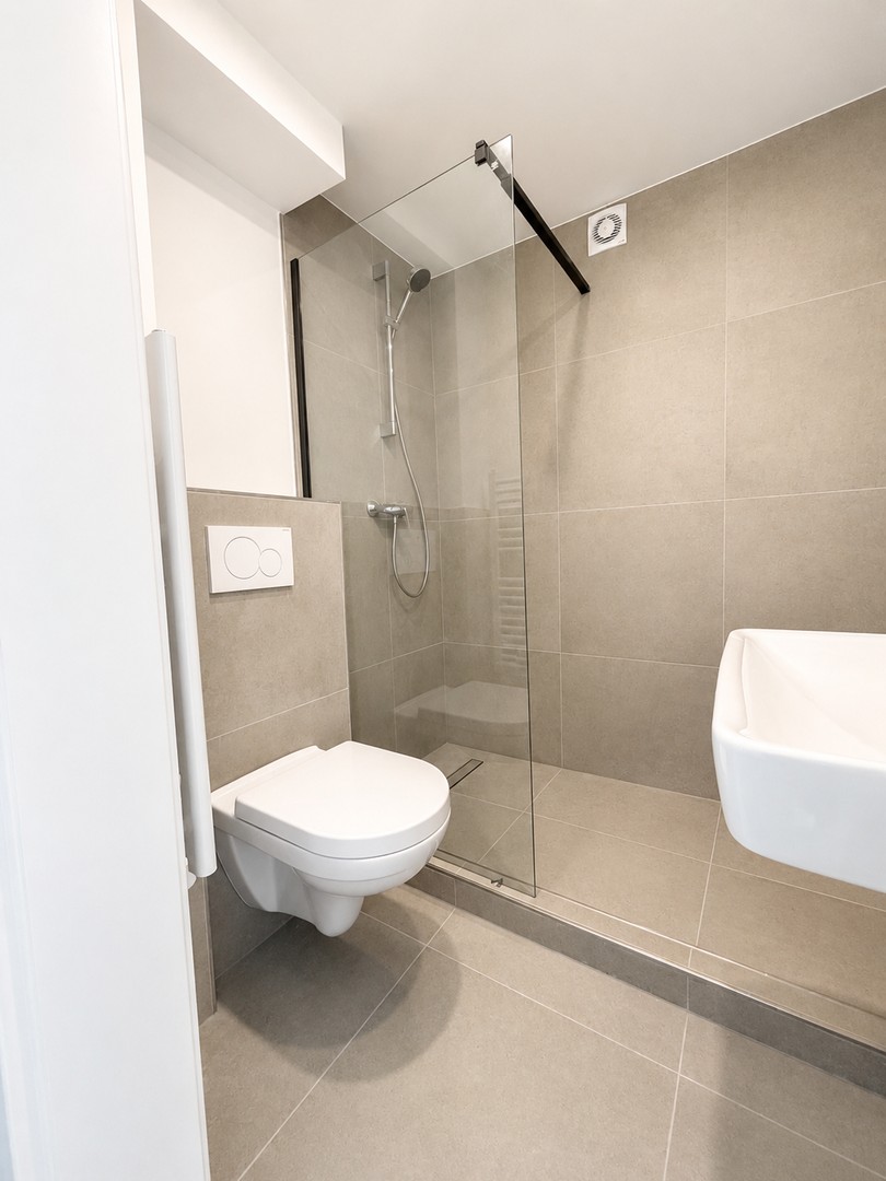 Frisch sanierte 3 Zimmer-Wohnung in Köln – Köln – Vorschaubild 4