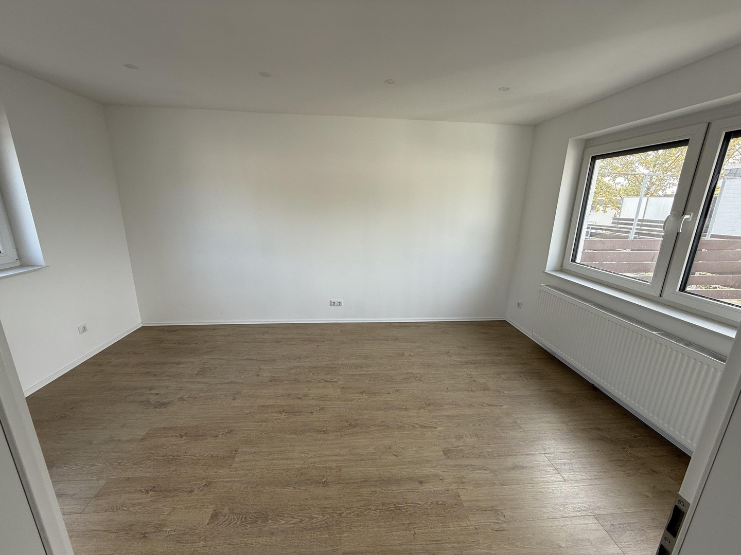 Exklusives Reihenhaus in Bestlage von Hannover-Langenhagen – umfassend modernisiert & bezugsfertig – Langenhagen – Vorschaubild 12