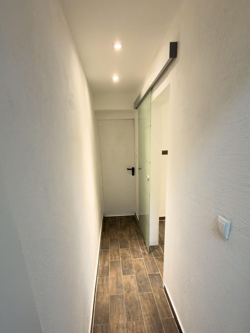 Komplett renoviertes Wohnhaus mit zwei großzügigen Terrassen, Wellnessbereich und Sauna – Waldalgesheim – Vorschaubild 2