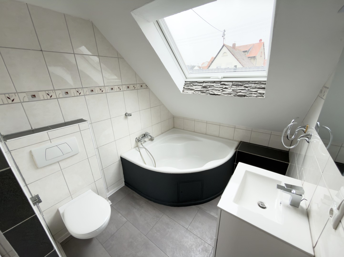 Komplett renoviertes Wohnhaus mit zwei großzügigen Terrassen, Wellnessbereich und Sauna – Waldalgesheim – Vorschaubild 18