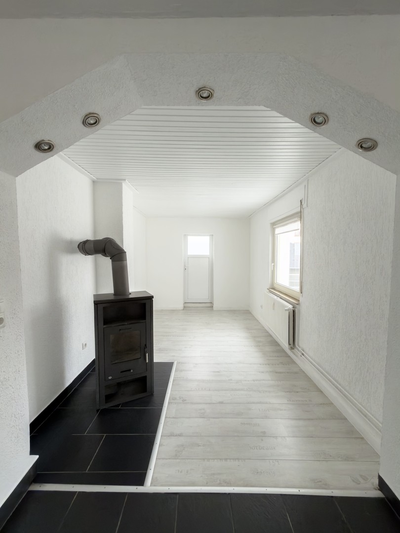 Komplett renoviertes Wohnhaus mit zwei großzügigen Terrassen, Wellnessbereich und Sauna – Waldalgesheim – Vorschaubild 24