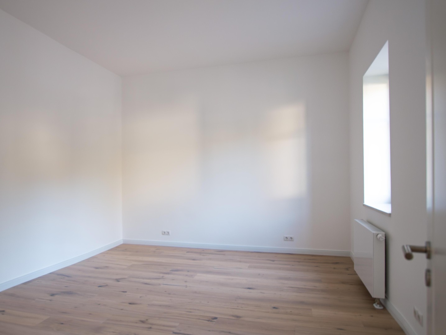 Kernsaniertes Zweifamilienhaus mit großer Remise in Potsdam – Potsdam – Vorschaubild 37