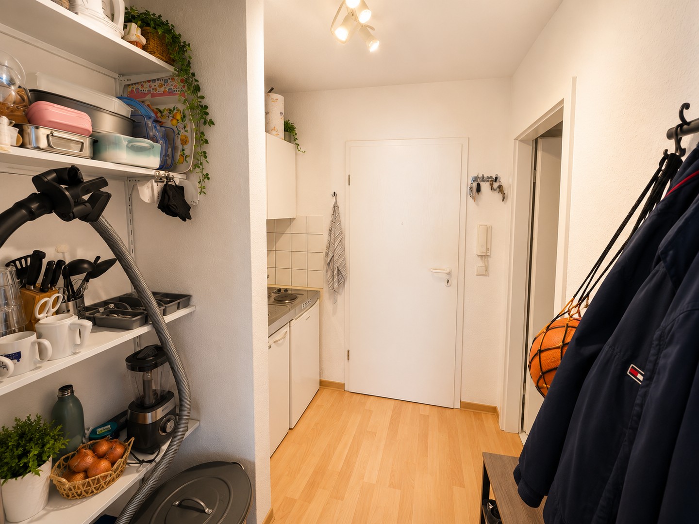 1-Zimmer Wohnung mit Balkon und Tiefgarage – Paderborn – Vorschaubild 3