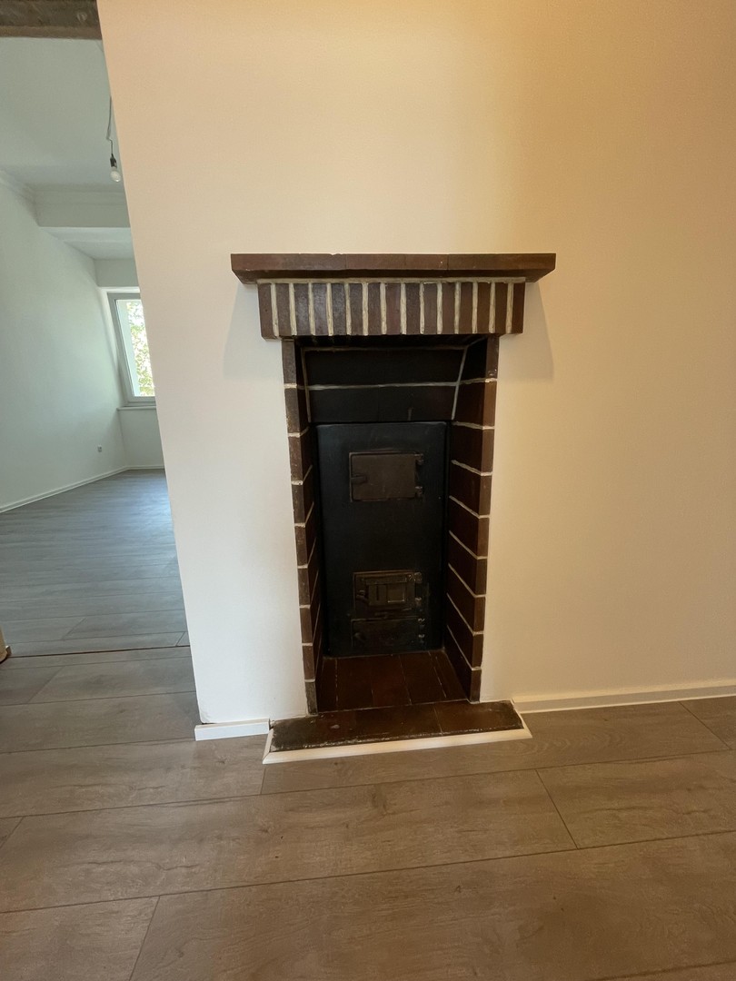Altbau Charme mit moderner Technik – Köln – Vorschaubild 2