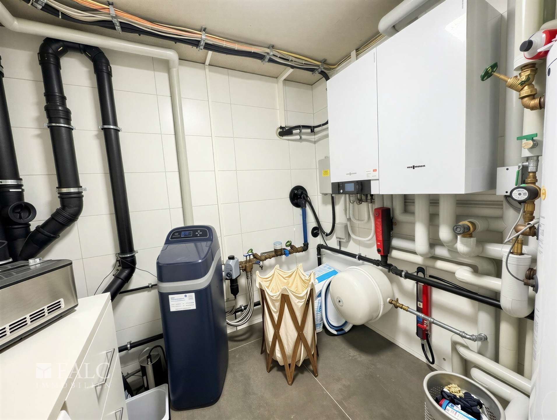 Luxus trifft Privatsphäre – Exklusive Villa mit Pool in begehrtester Lage von Worms – Worms – Vorschaubild 24