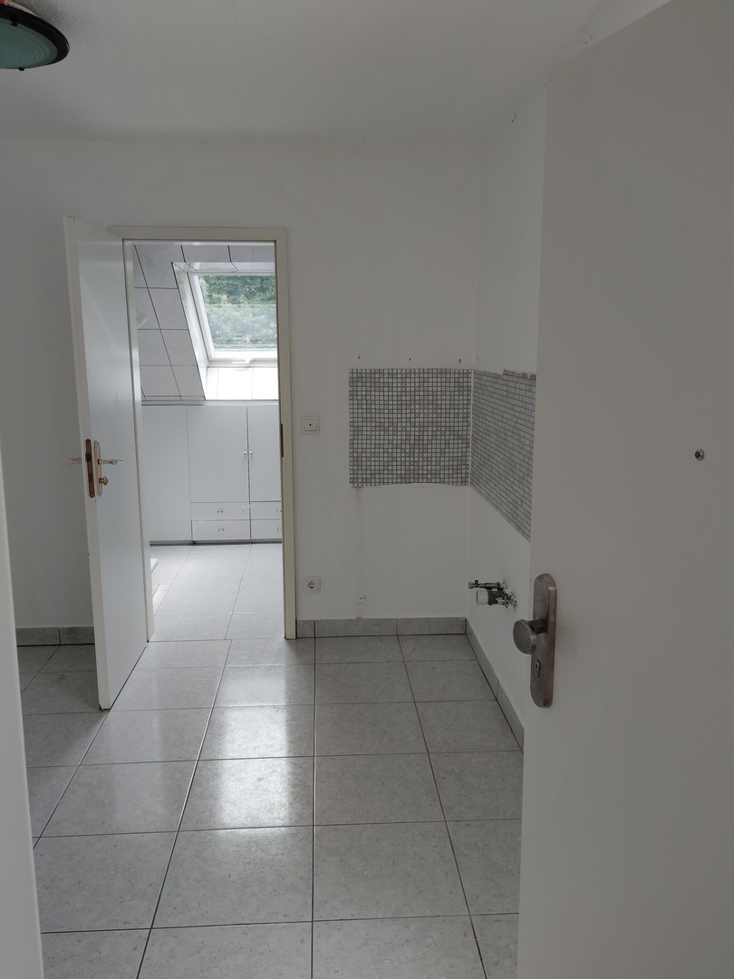 NEU: Attraktive, 2-Zimmer-DG-Wohnung in Herne-Mitte im 3-FH mit Fußbodenheizung – Herne – Vorschaubild 11