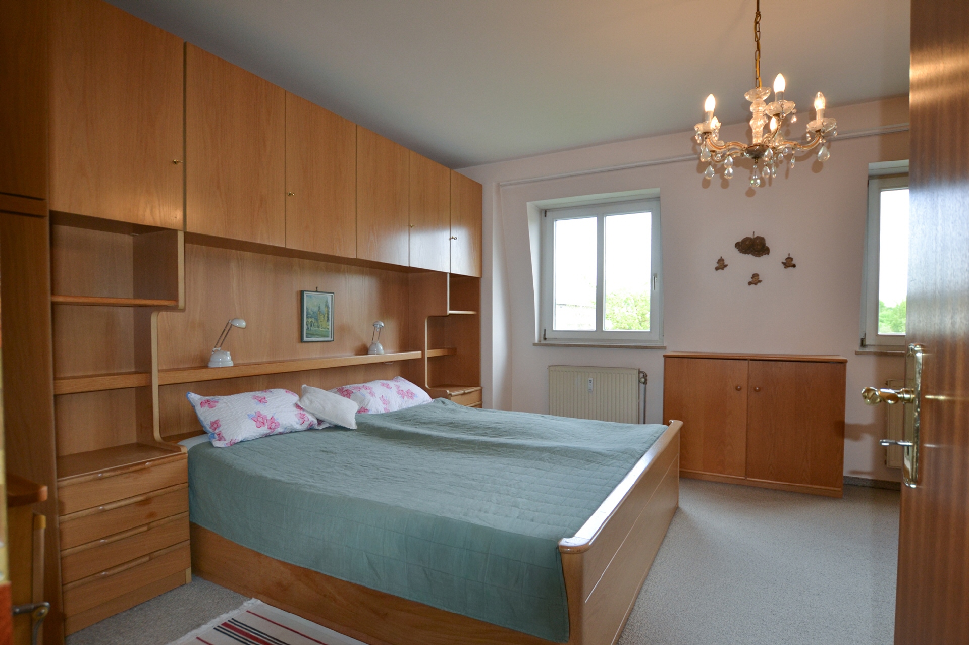 AIGNER - Gut geschittene und helle 4-Zimmer-Dachgeschosswohnung – München – Vorschaubild 4