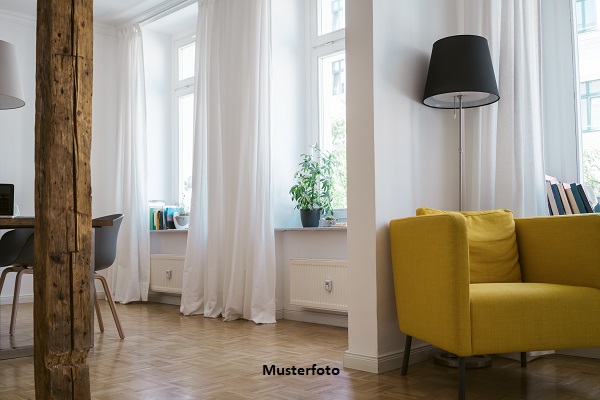 Solide 3-Zimmer-Wohnung mit Pkw-Stellplatz - provisionsfrei
