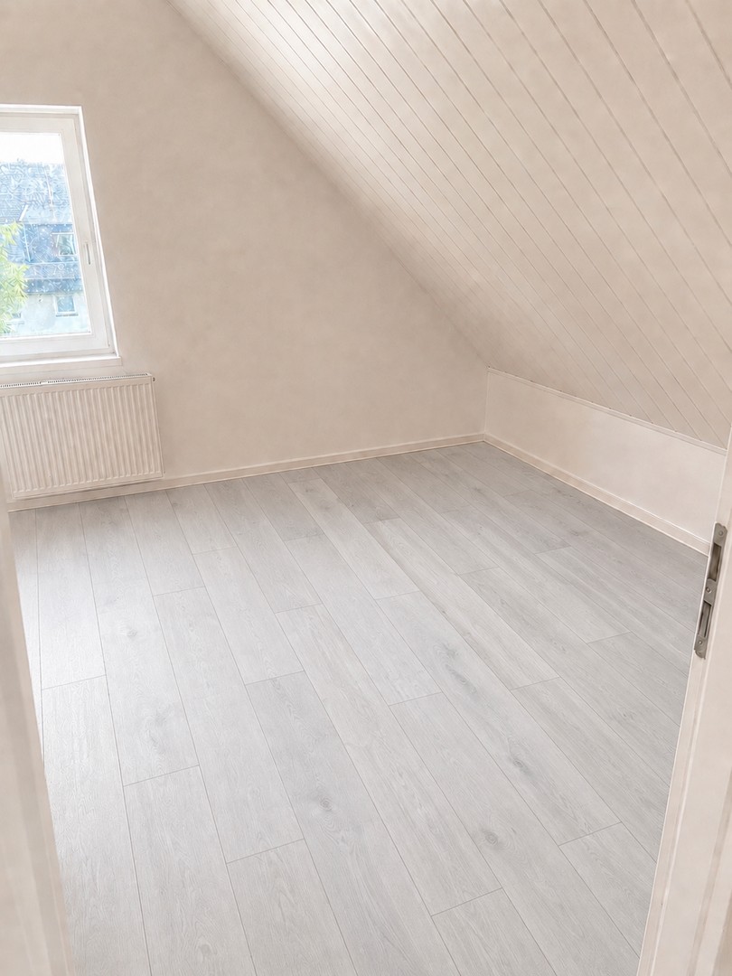 Helle 3,5–4-Zi.-Maisonette mit 2 Bädern, separater Küche & Dachgeschoss in Hoflage – Neuwied – Vorschaubild 6