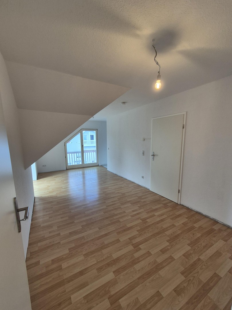 Renovierte 2-Zimmer Wohnung mit Küche – Bernau – Vorschaubild 4