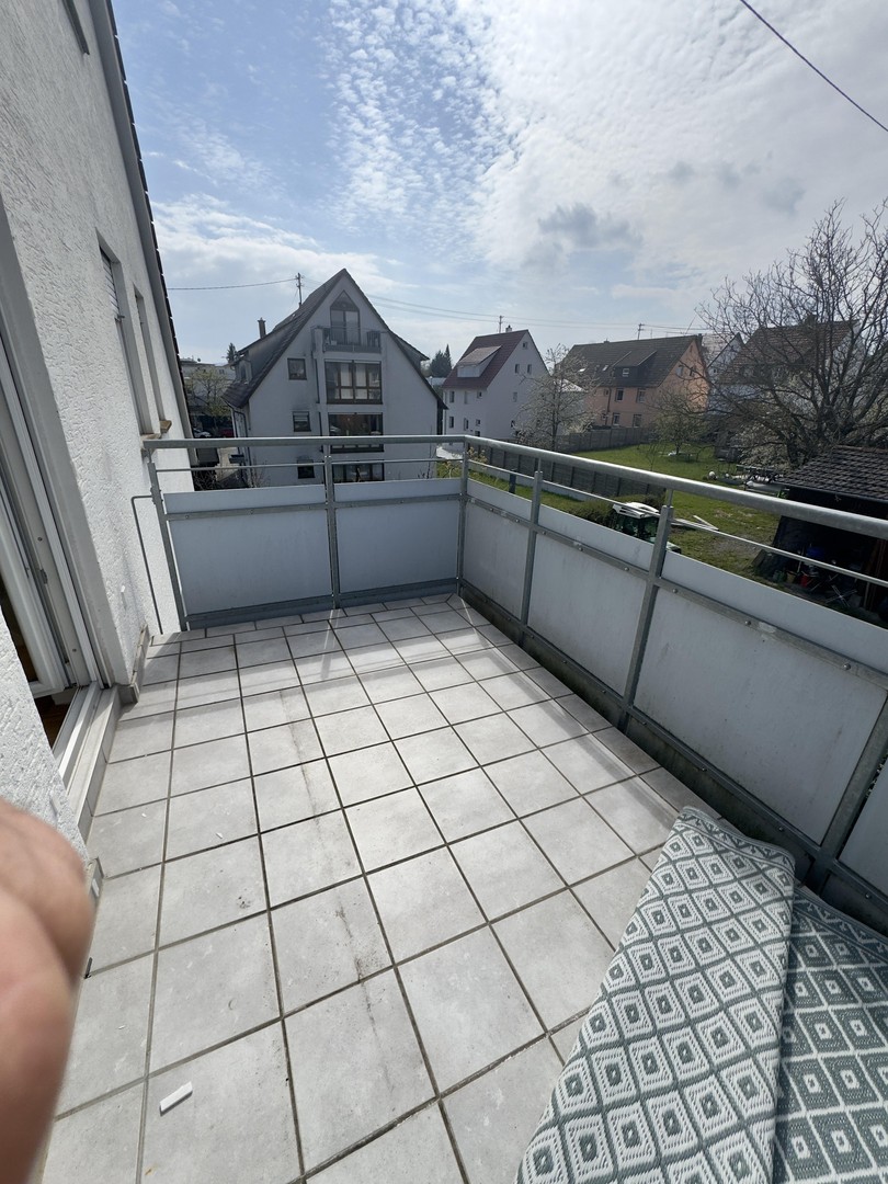 Helle 4-Zimmer-Wohnung mit Balkon & Garage in Korb – ideal für Paare – Korb – Vorschaubild 3