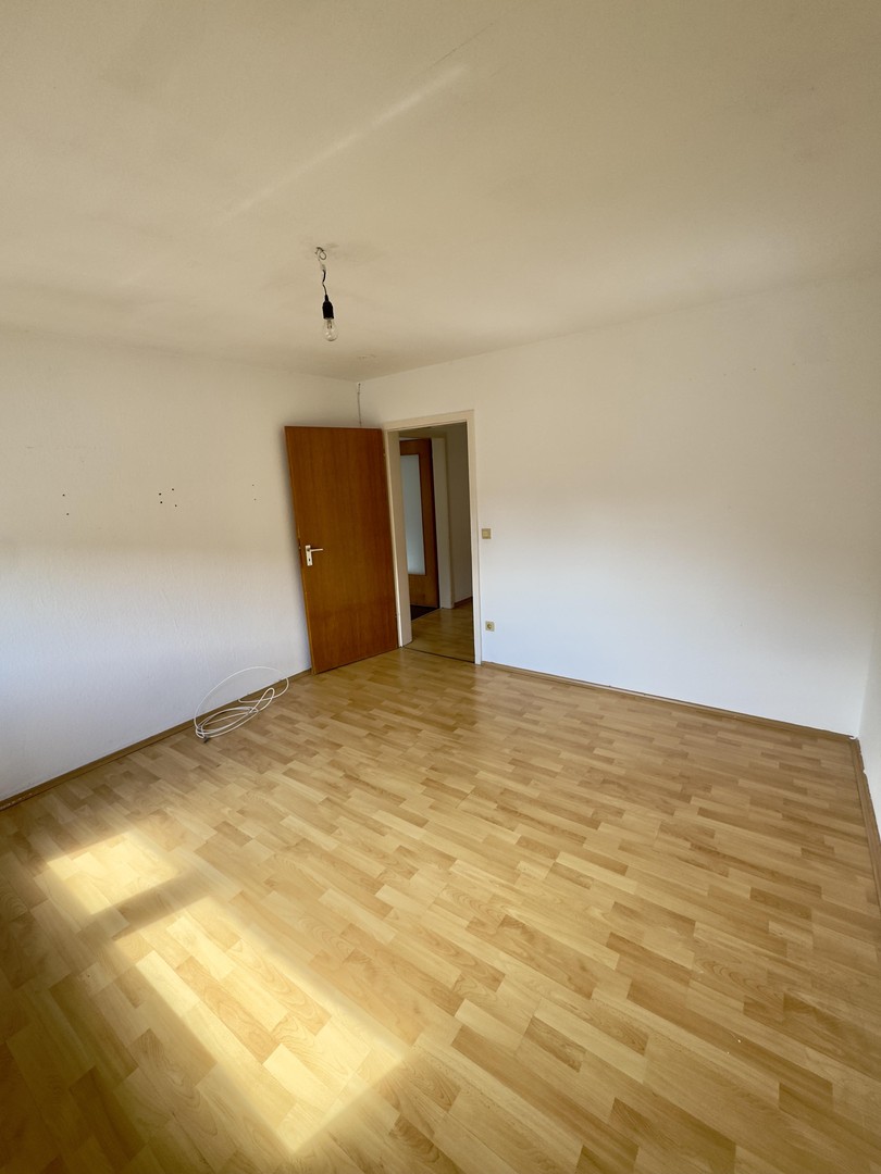 Helle 4-Zimmer-Wohnung mit Balkon & Garage in Korb – ideal für Paare – Korb – Vorschaubild 6