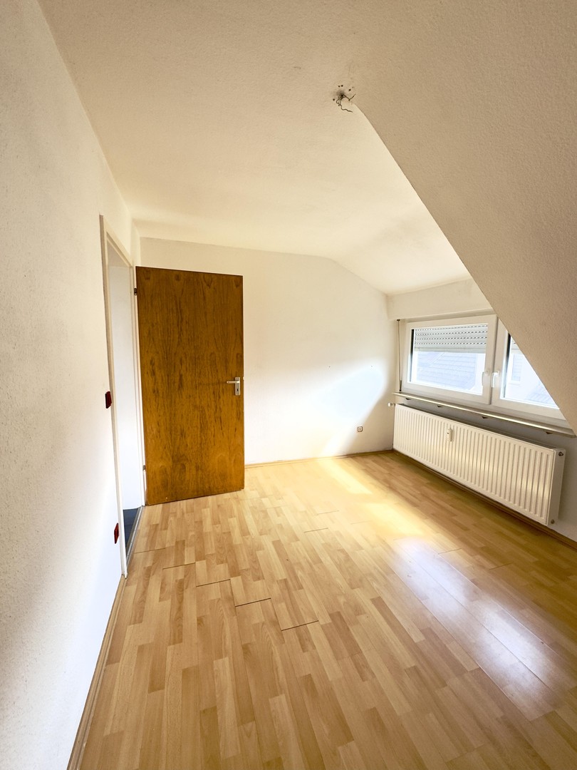 Helle 4-Zimmer-Wohnung mit Balkon & Garage in Korb – ideal für Paare – Korb – Vorschaubild 8