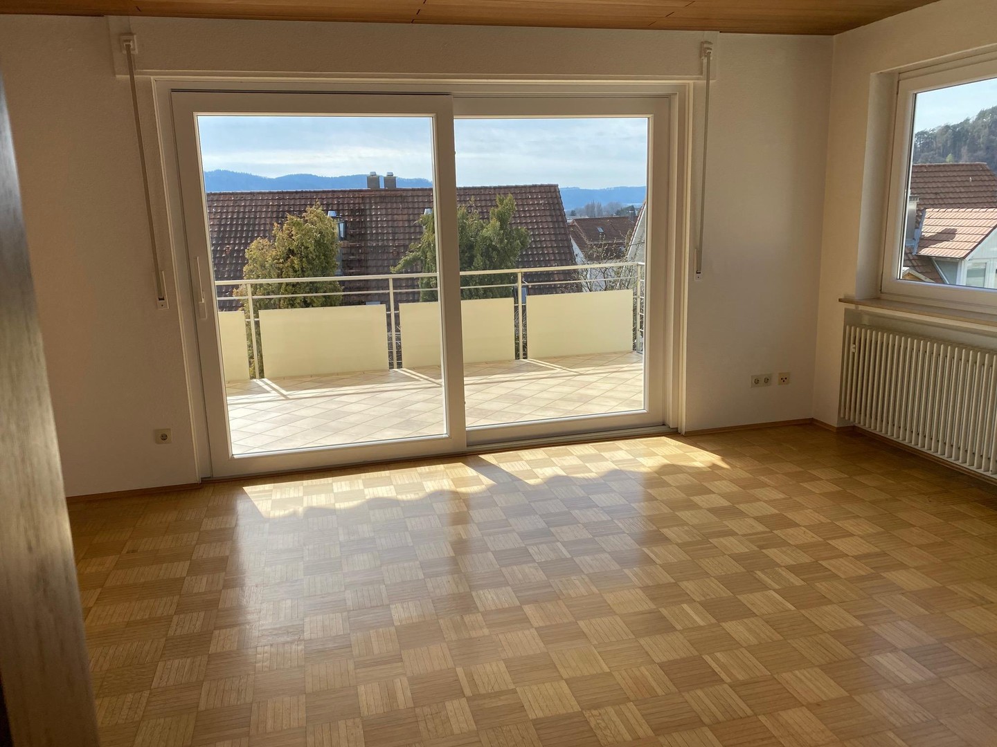 Wohnung mit Seesicht, Garten und Pool – Bodmann-Ludwigshafen – Vorschaubild 9