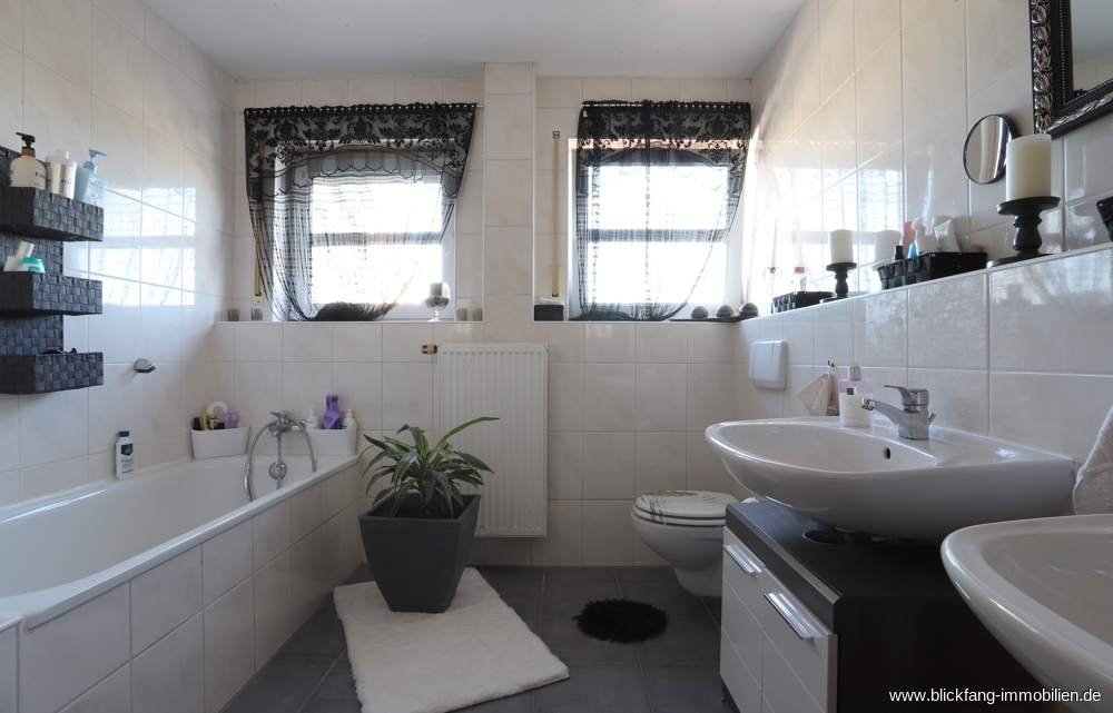 *PROVISIONSFREI* Zweifamilienhaus zu insg. 224 qm, Garten, Terrasse, Balkon etc. in Ense-Bremen! – Ense – Vorschaubild 4