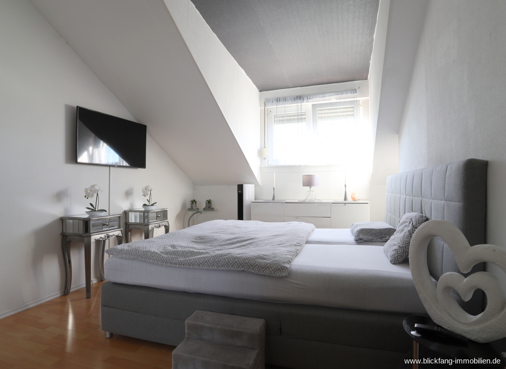 *PROVISIONSFREI* Zweifamilienhaus zu insg. 224 qm, Garten, Terrasse, Balkon etc. in Ense-Bremen! – Ense – Vorschaubild 8