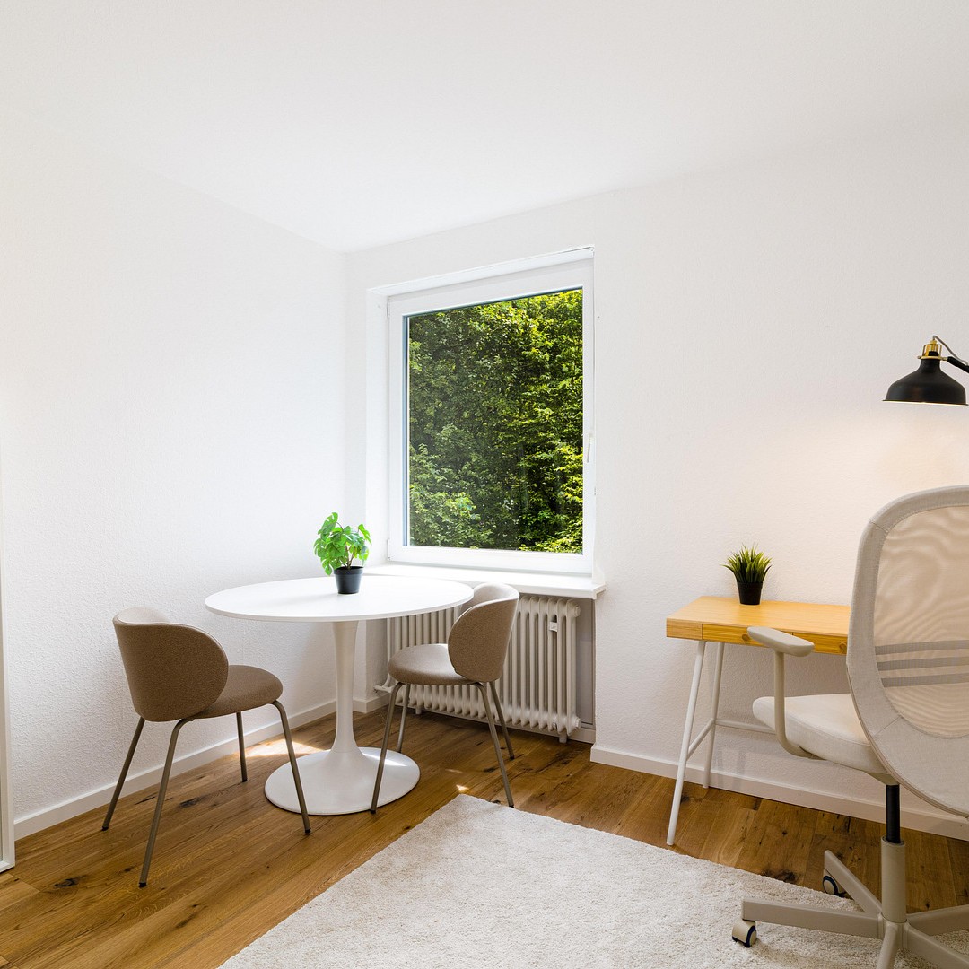 Frisch renoviertes, voll möbliertes 1-Zimmer-Apartment in München – provisionsfrei, sofort verfügbar – München – Vorschaubild 3
