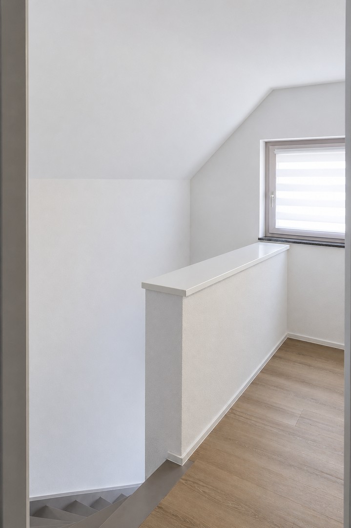 PROVISIONSFREI: Energetisch saniertes EFH-/ZFH-Haus mit Doppelgarage in ruhiger Sackgasse – Großbottwar – Vorschaubild 8