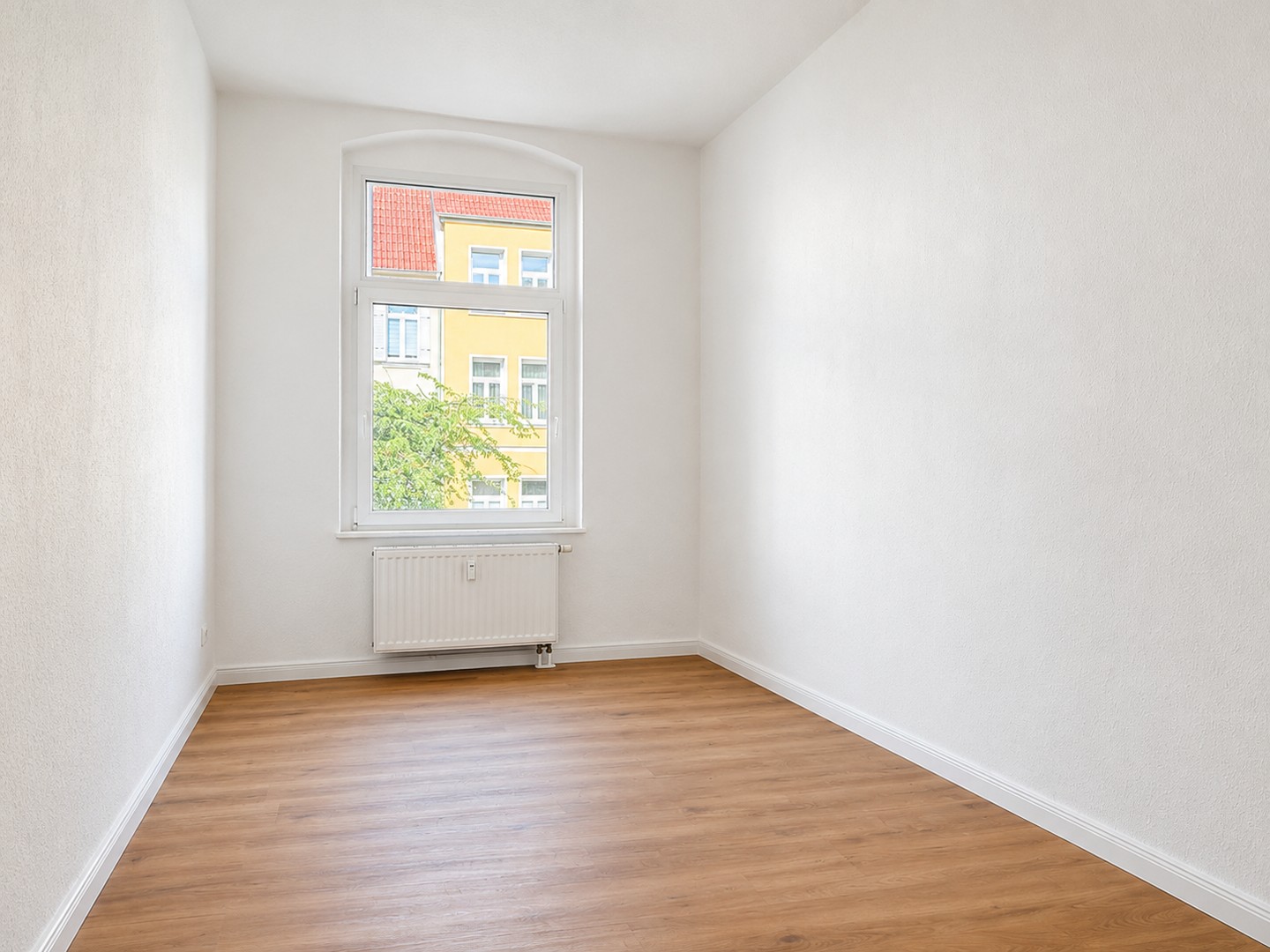 Großzügige, frisch renovierte 3‑Zimmer‑Wohnung mit EBK in Magdeburg – Magdeburg – Vorschaubild 3