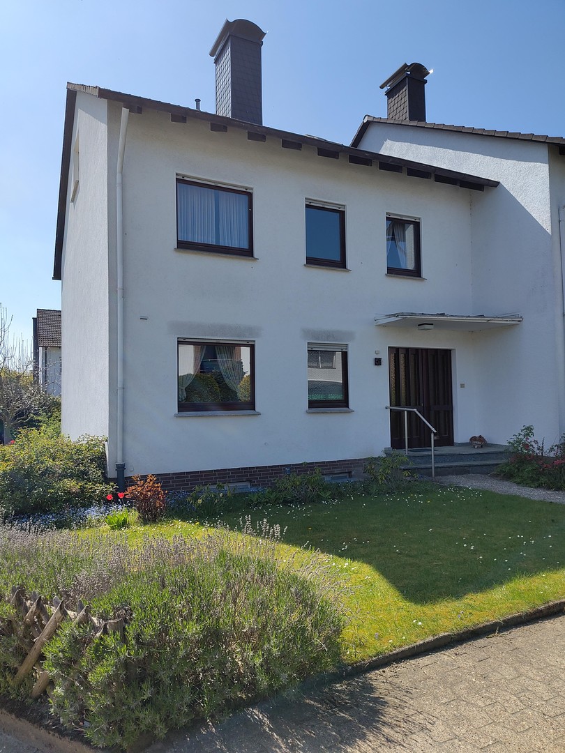 Provisionsfrei ! Großzügiges Reihenendhaus in Bielefeld-Theesen in bester, beliebter Wohnlage – Bielefeld-Theesen – Vorschaubild 4
