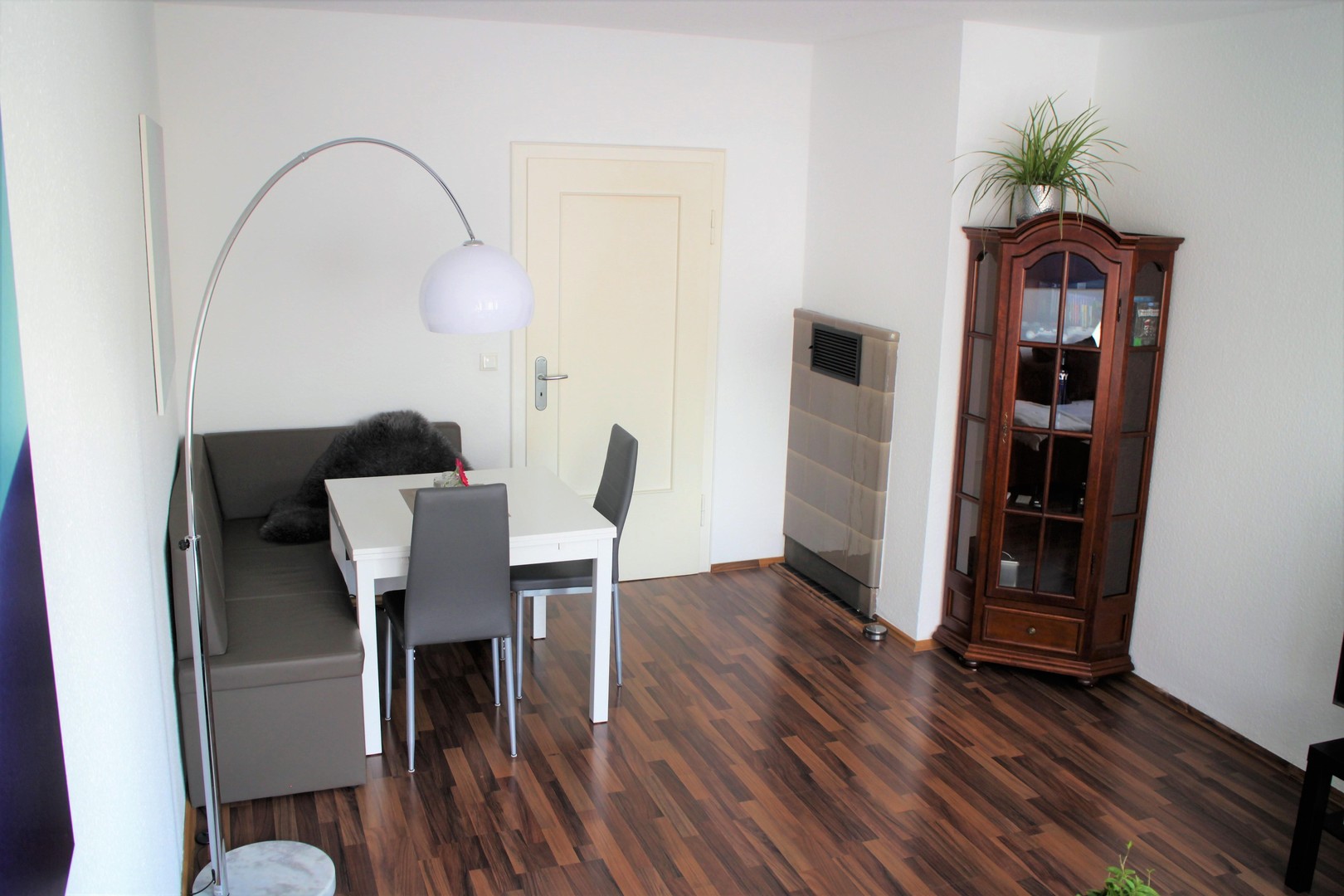 Kapitalanlage Holthausen: vermietete 3-Zi.-Wohnung, Faktor 22,7 von privat – Düsseldorf – Vorschaubild 8
