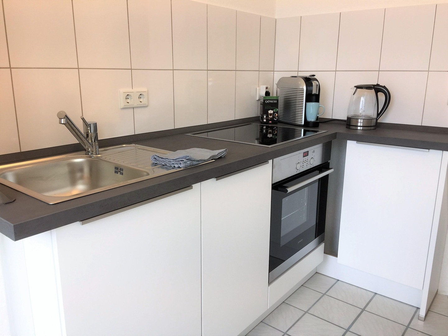 Kapitalanlage Holthausen: vermietete 3-Zi.-Wohnung, Faktor 22,7 von privat – Düsseldorf – Vorschaubild 24