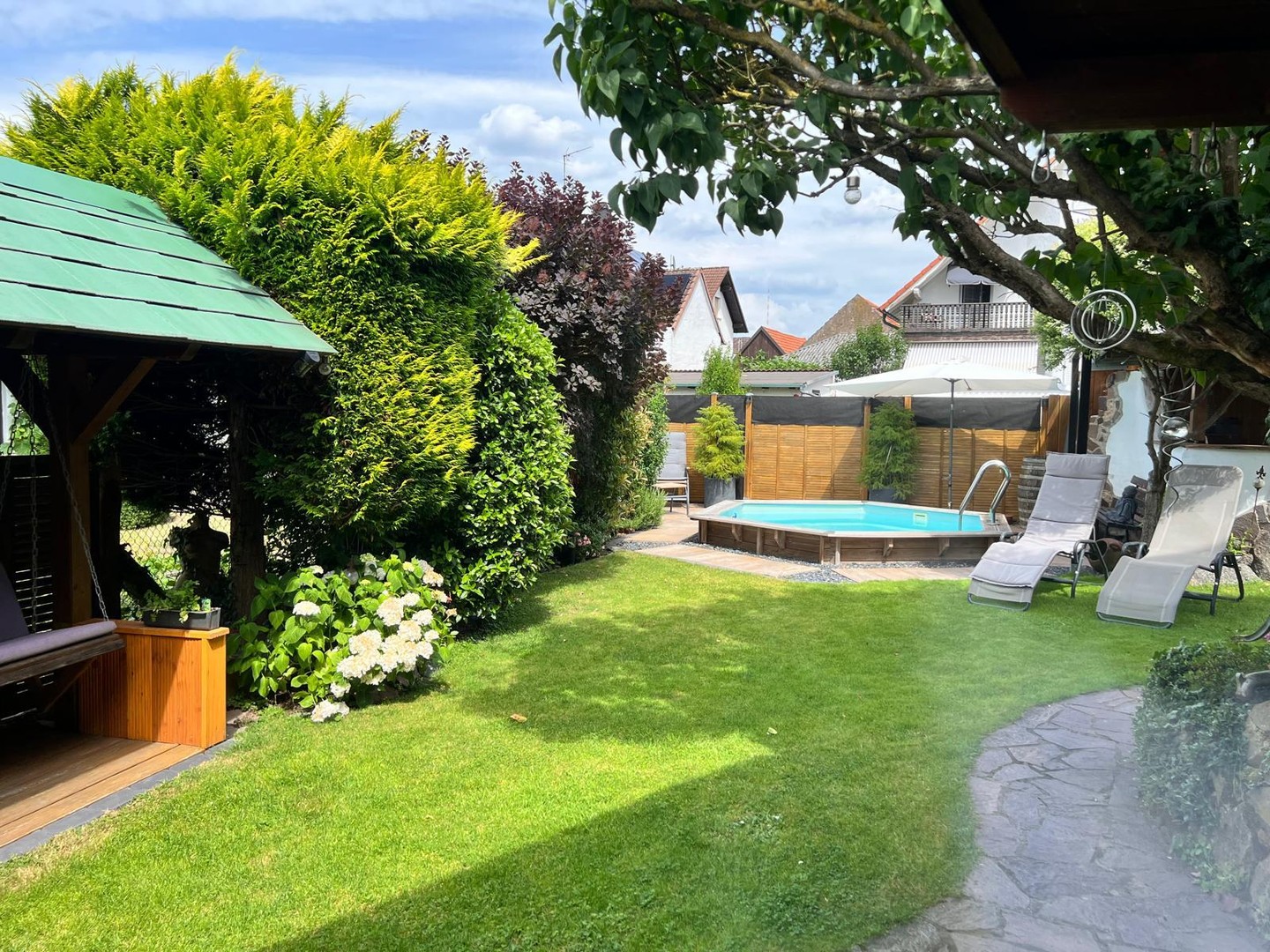 Mehrgenerationenhaus mit zwei Wohneinheiten, Garten und Pool – Mainhausen – Vorschaubild 26