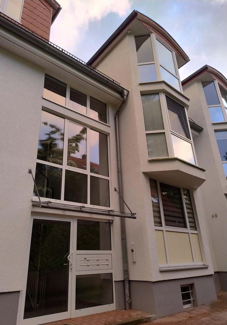 3-Zimmer Maisonette-Wohnung mit Balkon und Tiefgaragenstellplatz in Hamburg Meiendorf zu verkaufen – Hamburg – Vorschaubild 2