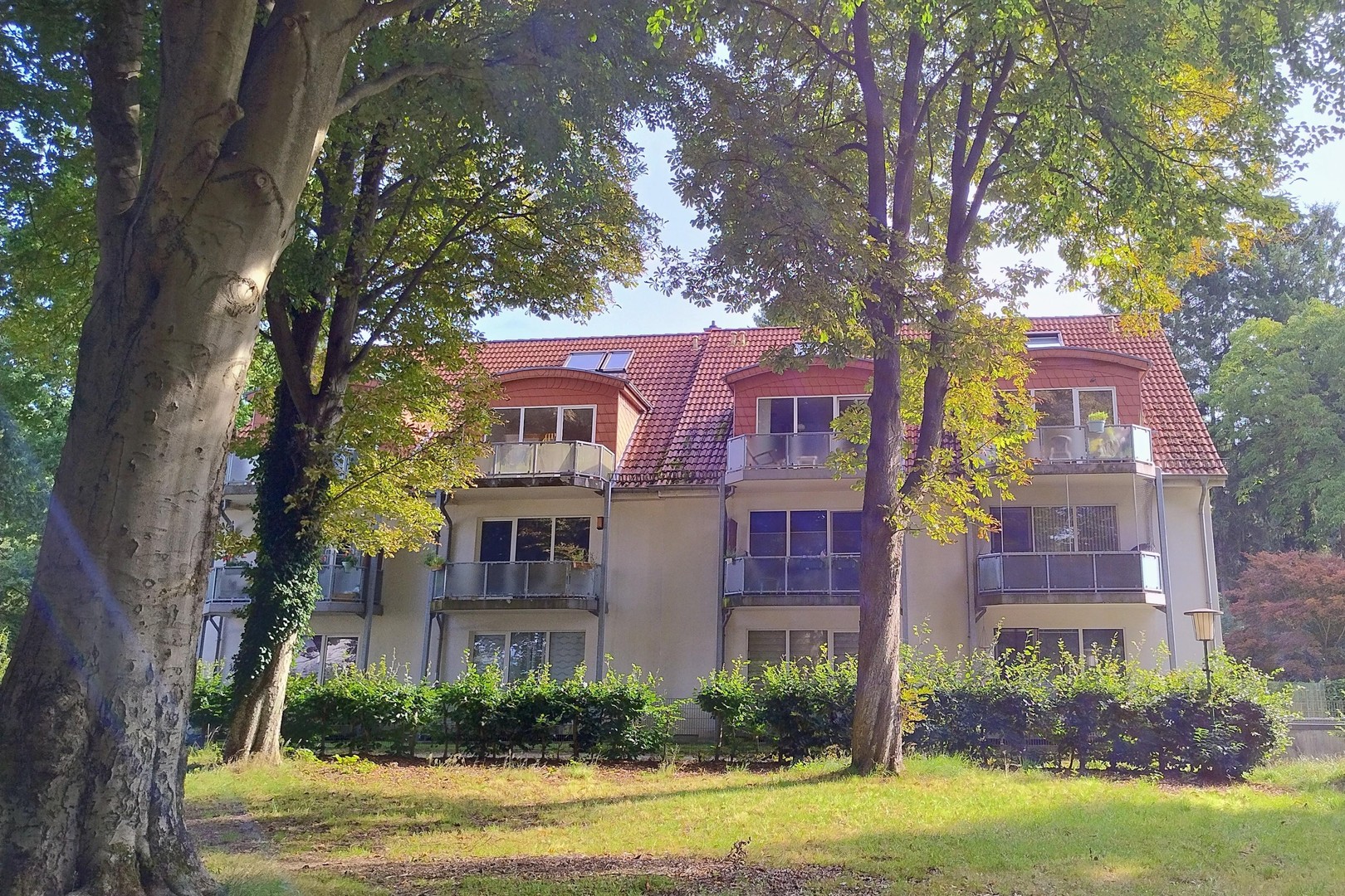 3-Zimmer Maisonette-Wohnung mit Balkon und Tiefgaragenstellplatz in Hamburg Meiendorf zu verkaufen – Hamburg – Vorschaubild 7
