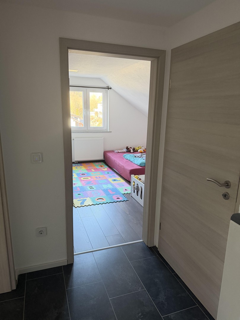 Modernisiertes Einfamilienhaus mit Photovoltaikanlage, Speicher und großem Grundstück – Starzach – Vorschaubild 27