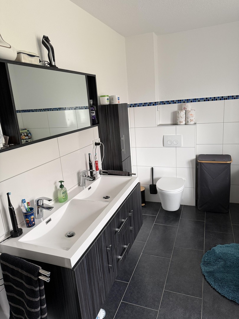 Modernisiertes Einfamilienhaus mit Photovoltaikanlage, Speicher und großem Grundstück – Starzach – Vorschaubild 45