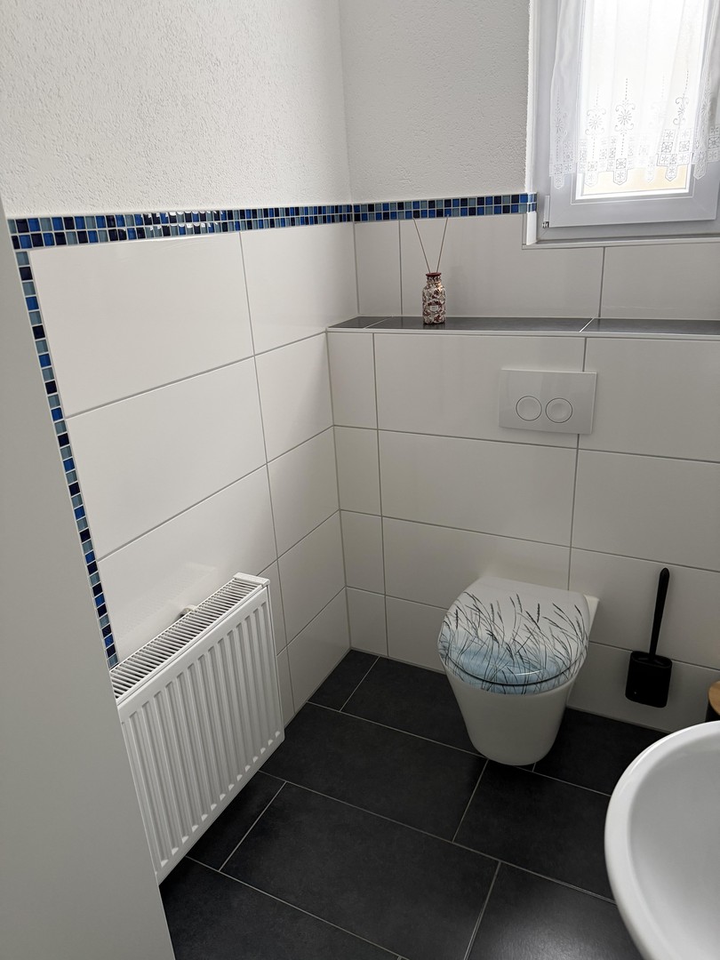 Modernisiertes Einfamilienhaus mit Photovoltaikanlage, Speicher und großem Grundstück – Starzach – Vorschaubild 47