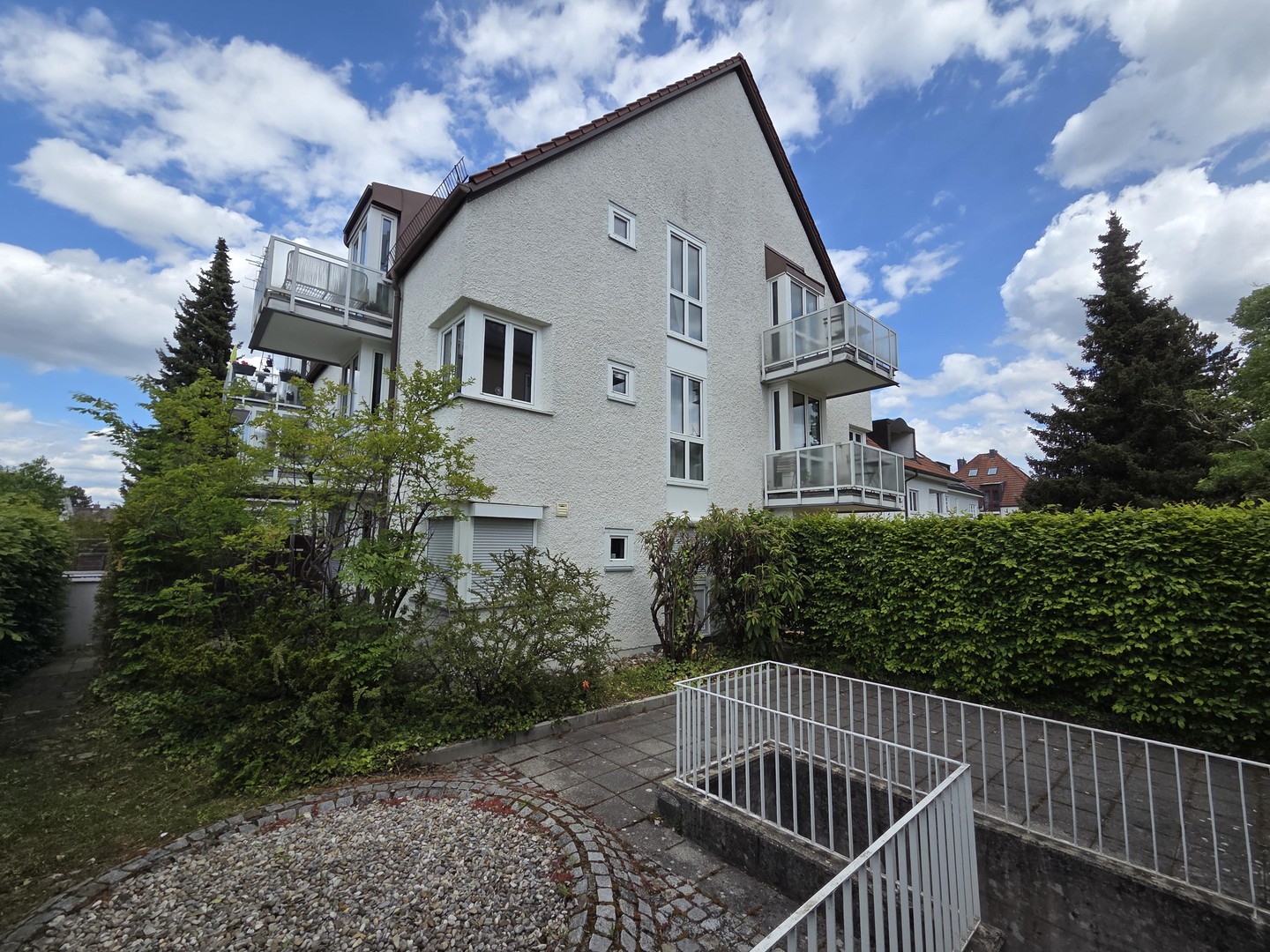 Nähe Waldfriedhof: Möblierte 2-Zimmer Wohnung, ruhige Lage m. Terrasse - von Privat (o.M.) – München – Vorschaubild 4