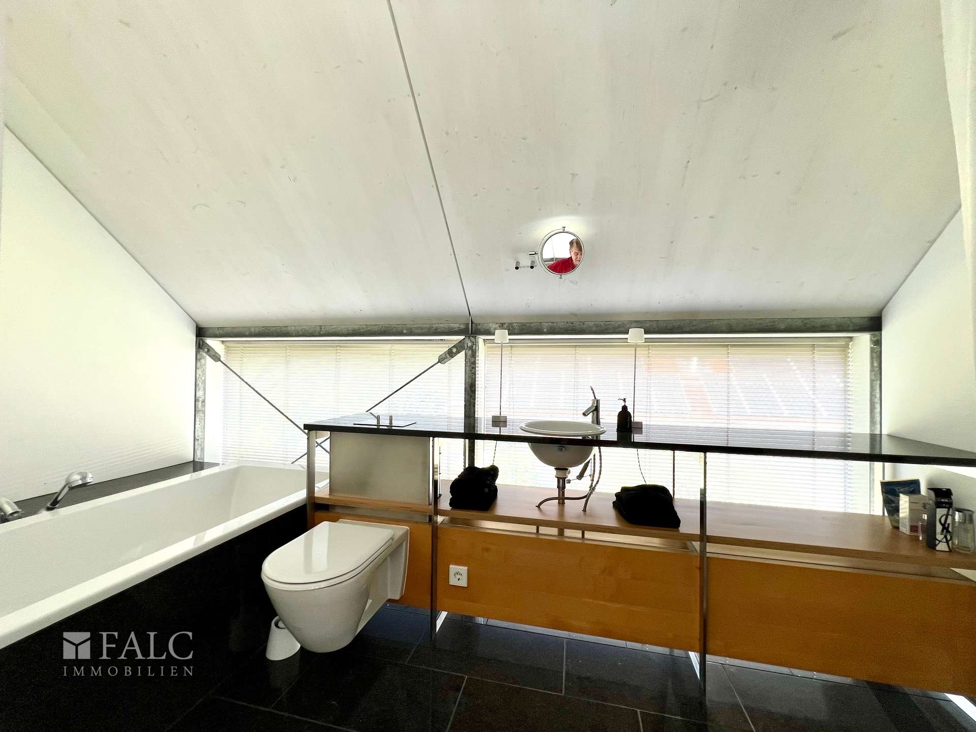 Architektonisches Meisterwerk in privilegierter Aussichtslage-Exklusives Wohnen auf höchstem Niveau – Bad Saulgau – Vorschaubild 9