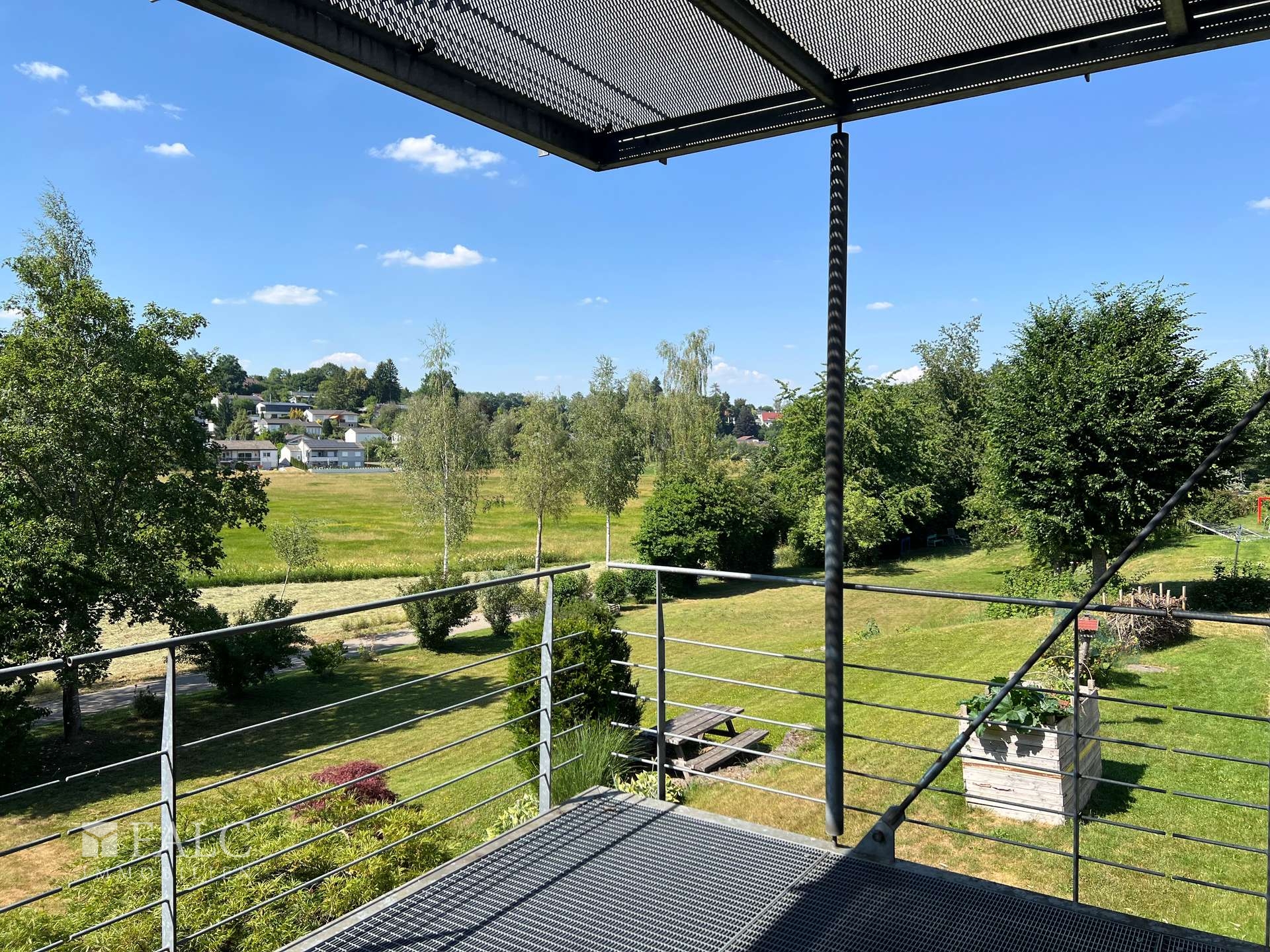 Architektonisches Meisterwerk in privilegierter Aussichtslage-Exklusives Wohnen auf höchstem Niveau – Bad Saulgau – Vorschaubild 14