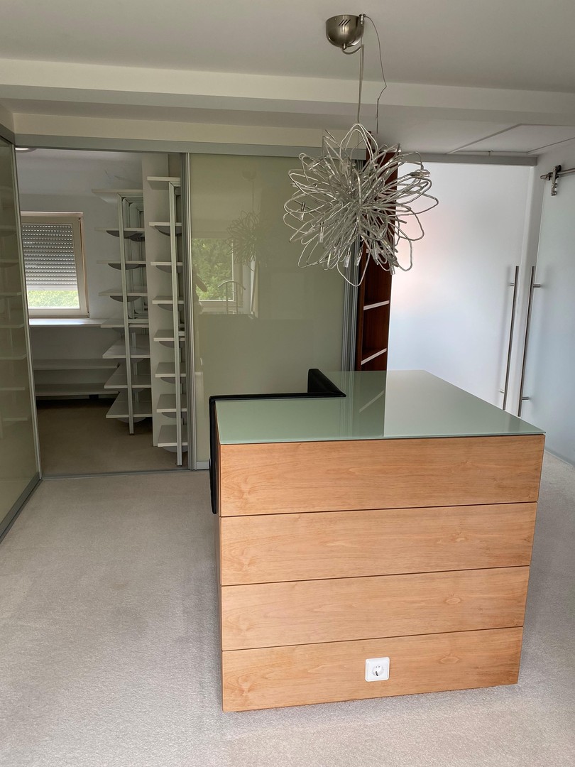 Schönes geräumiges Haus mit 9 Zimmern in Ludwigsburg ( Kreis) Affalterbach – Affalterbach – Vorschaubild 25