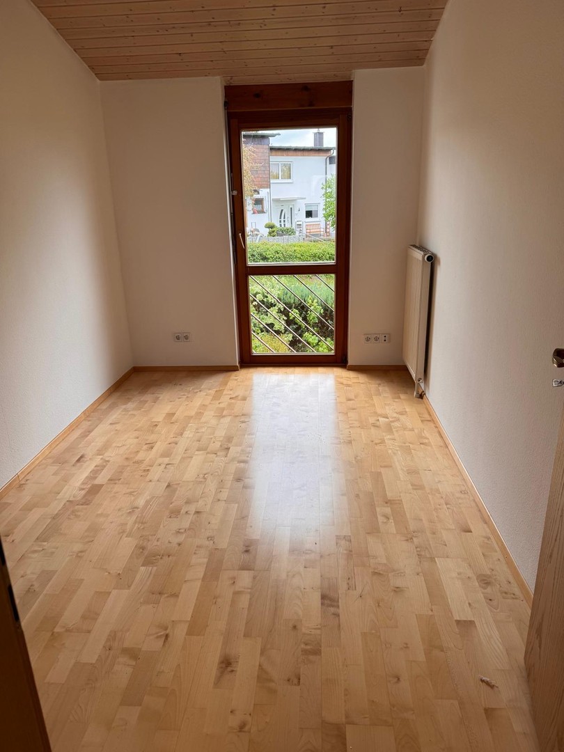 Gepflegtes REH mit Garten und Aussicht - ruhig, hell, familienfreundlich – Wildberg – Vorschaubild 7