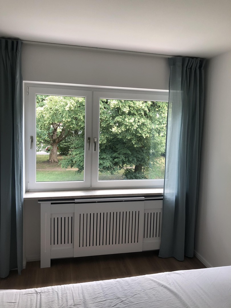 Helle 2-Zimmer-Wohnung, ruhige Lage in Moosach, Balkon mit Blick ins Grüne, möbliert übernehmbar – München – Vorschaubild 13