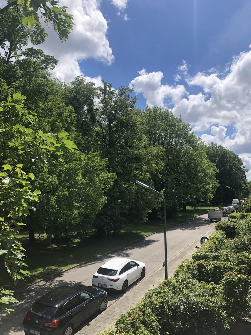 Helle 2-Zimmer-Wohnung, ruhige Lage in Moosach, Balkon mit Blick ins Grüne, möbliert übernehmbar – München – Vorschaubild 21