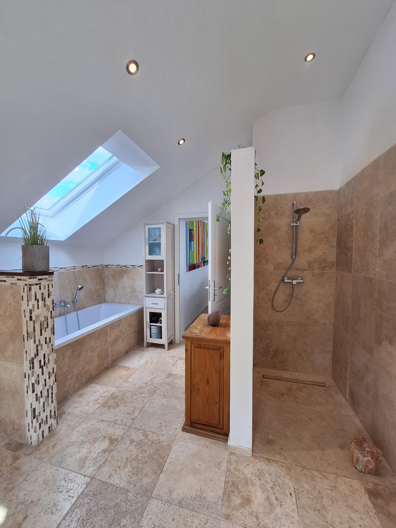 Landhaus mit Einliegerwohnung auf großzügigem Grundstück mit toller Fernsicht – Gaggenau – Vorschaubild 12