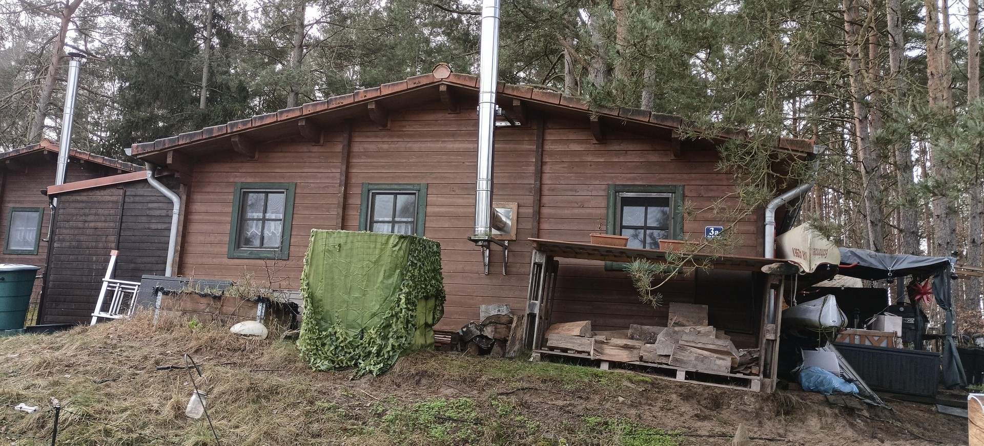 Ruhig, sicher und abseits von einer Stadt: Holzhaus Luxuslage im Wald eingebettet zwischen 3 Seen – Fürstenberg Havel OT Himmelpfort – Vorschaubild 4