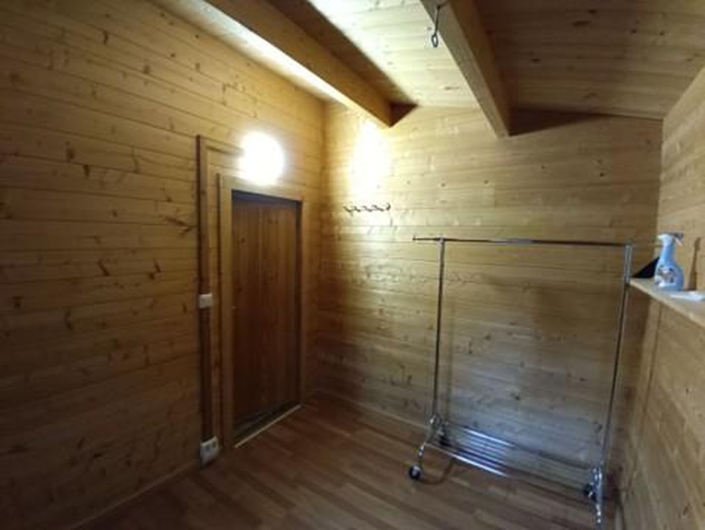 Ruhig, sicher und abseits von einer Stadt: Holzhaus Luxuslage im Wald eingebettet zwischen 3 Seen – Fürstenberg Havel OT Himmelpfort – Vorschaubild 13