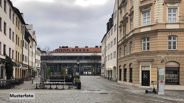 Wohn- und Geschäftshaus/Einkaufspassage, 262 TG-Stellplätze